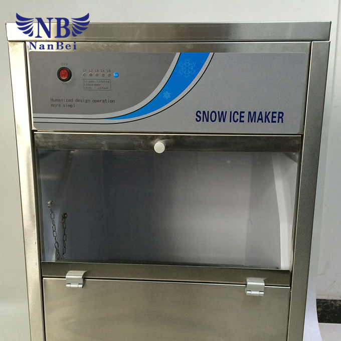 Eating Commercial Grade Ice Machine 220V / 50HZ Power Supply 88KG Weight 2