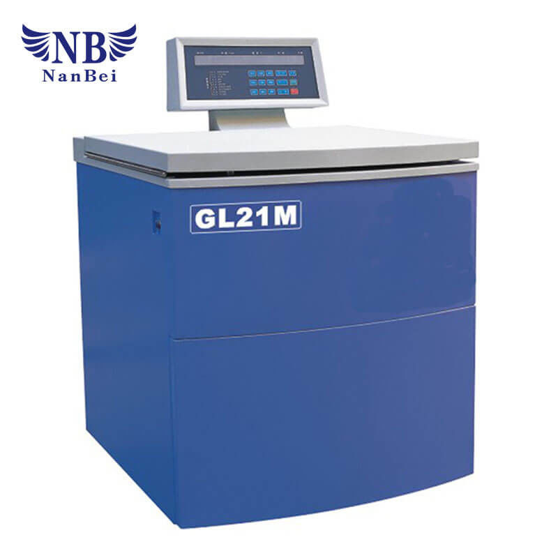 Lab centrifuge with refrigerated, large capacity of high quality