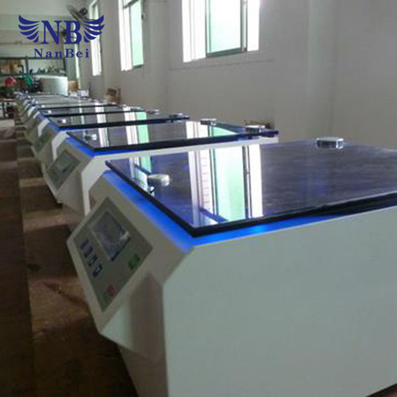 Lab centrifuge with refrigerated, large capacity of high quality